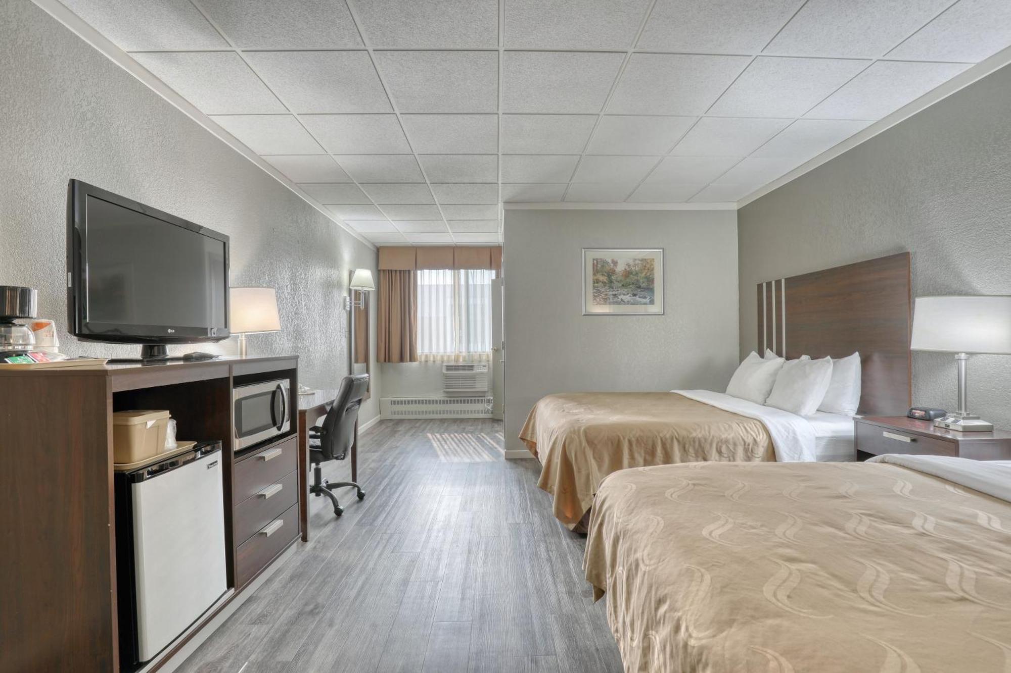 Quality & Downtown Hotel Green Bay