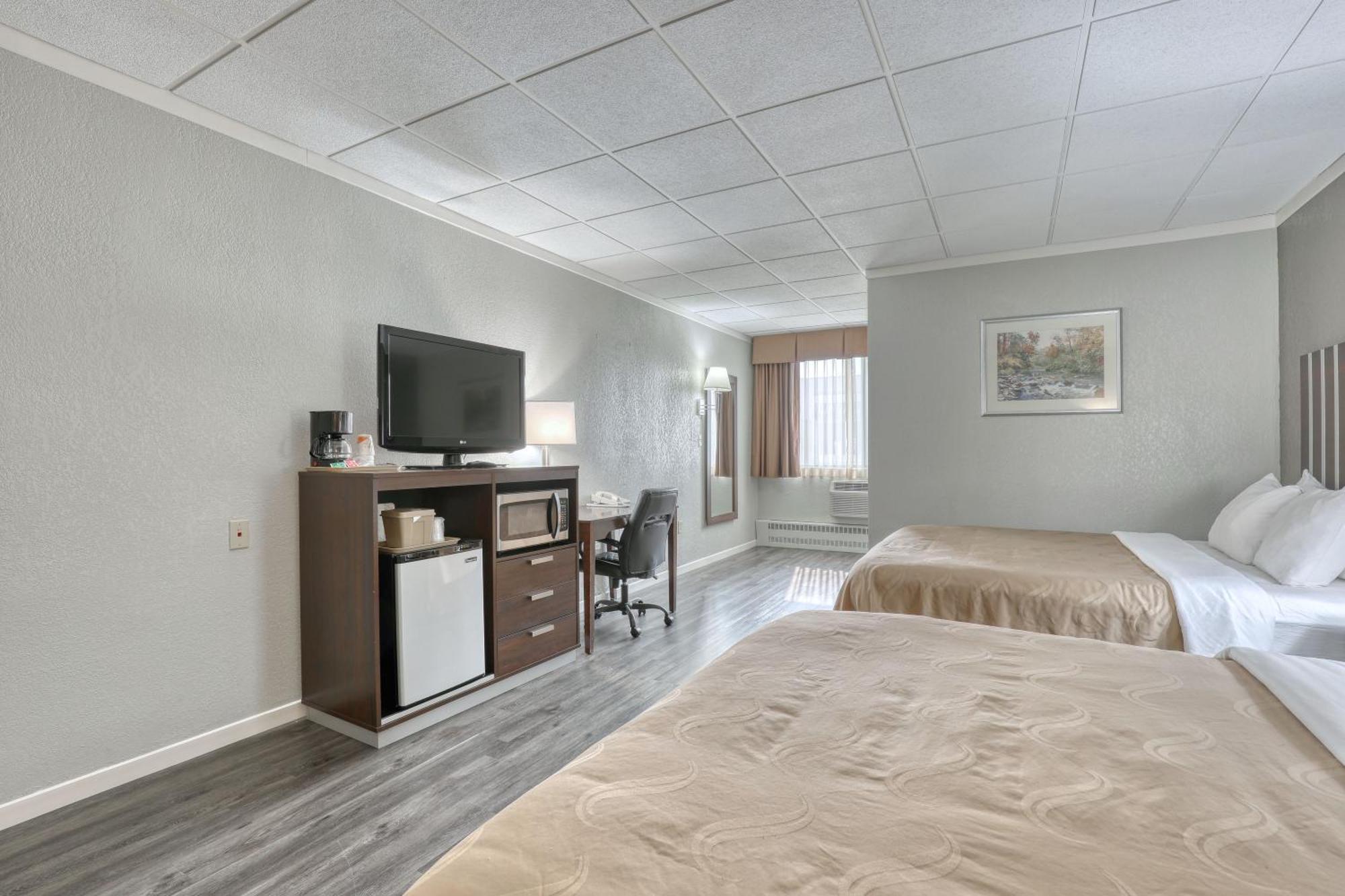 Quality & Downtown Hotel