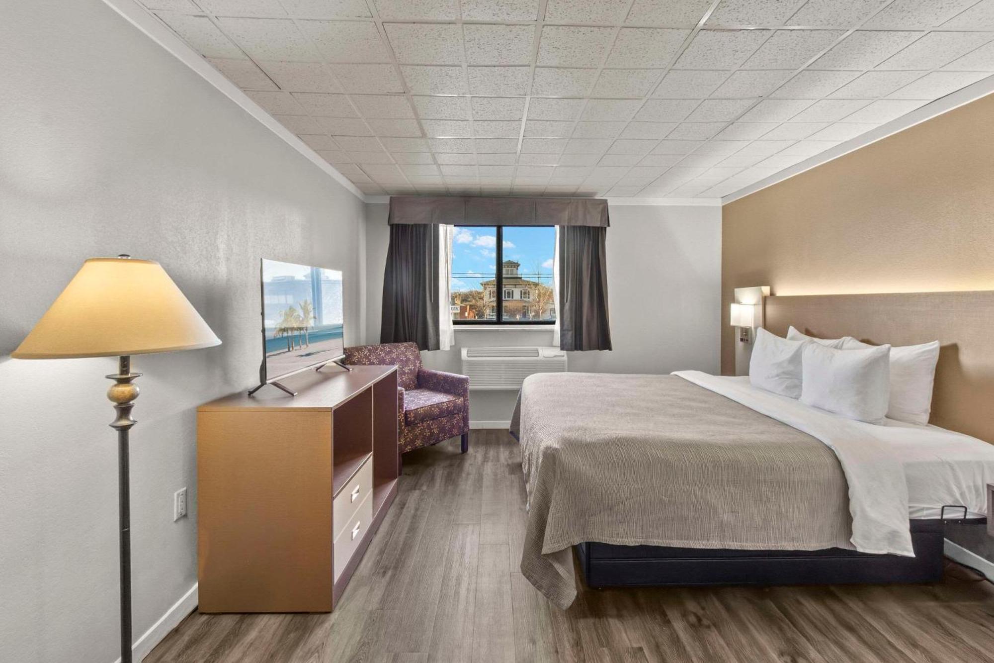 Hotel Quality & Downtown 2*