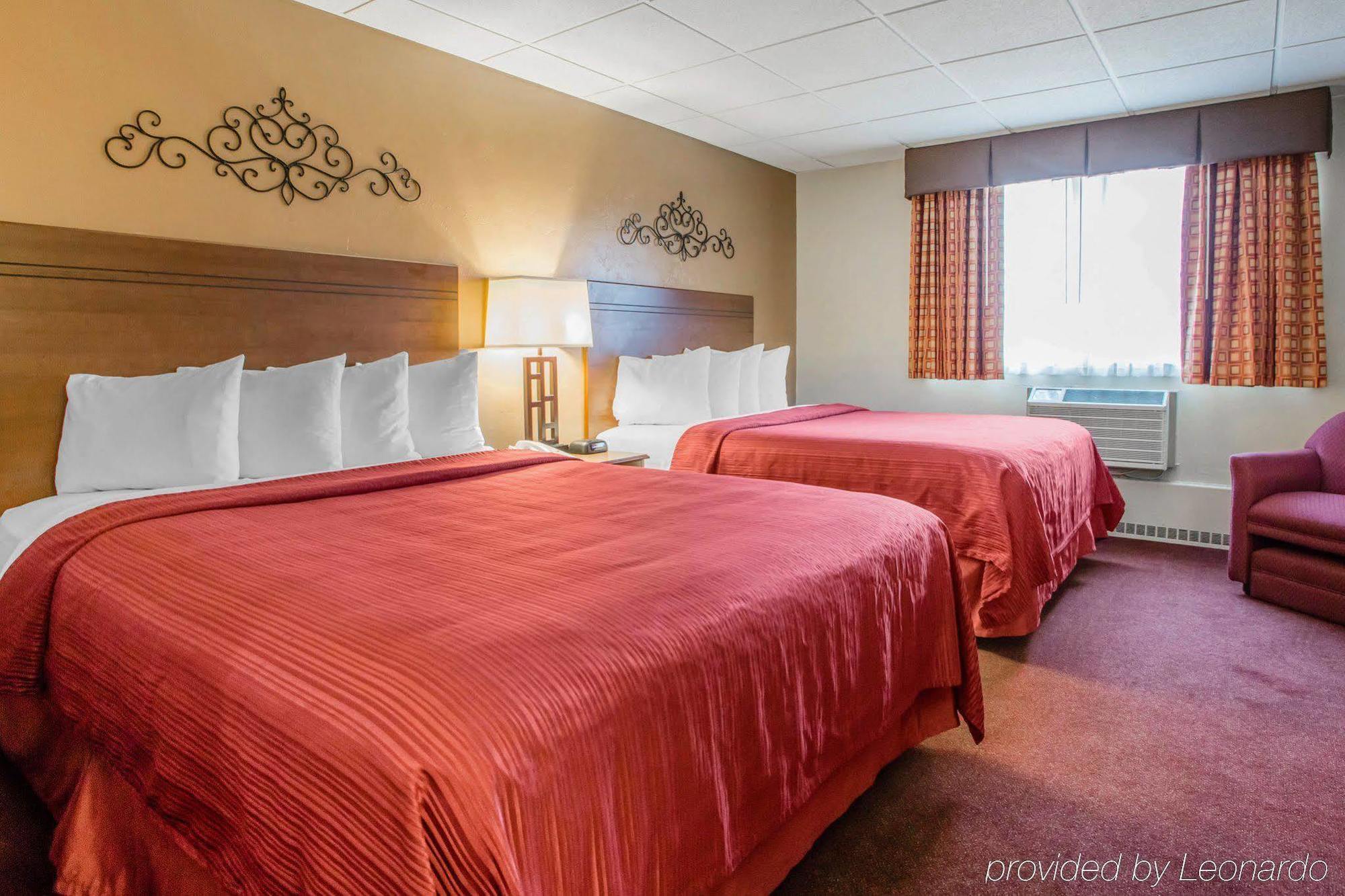 Hotel Quality & Downtown 2*